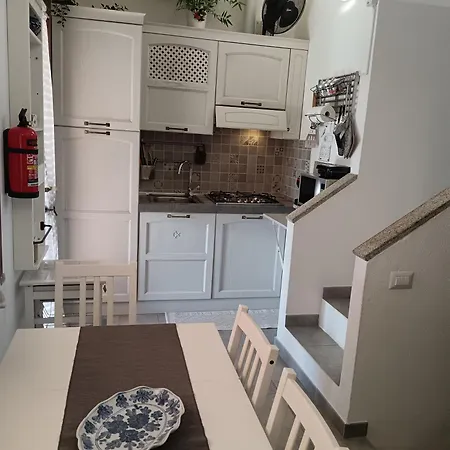 Semesterbostad Villasimius, A 300 Mt Dalla