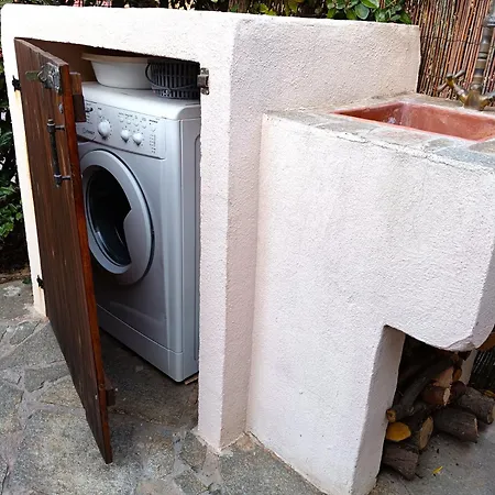 Villasimius, A 300 Mt Dalla *