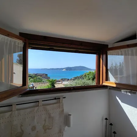 Villasimius, A 300 Mt Dalla *