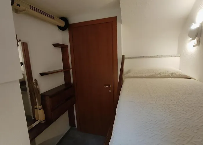 Villasimius, A 300 Mt Dalla Villasimius